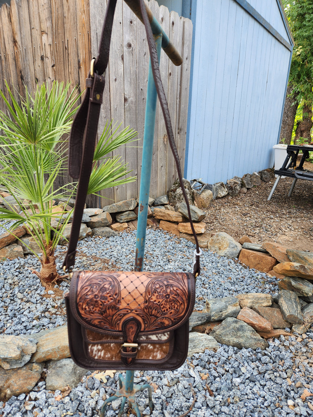 Rustic Raven Crossbody – Western Cowhide Leather Bag